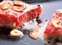 steak2.jpg (13901 bytes)